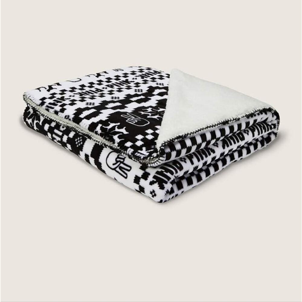 Victoria's Secret PINK Black And White Sherpa Peace Blanket NWT